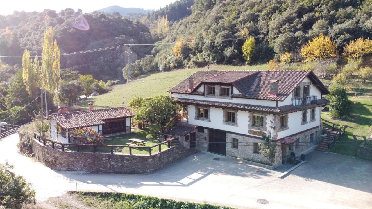 Apartamentos Rurales Valverde Potes Buitenkant foto
