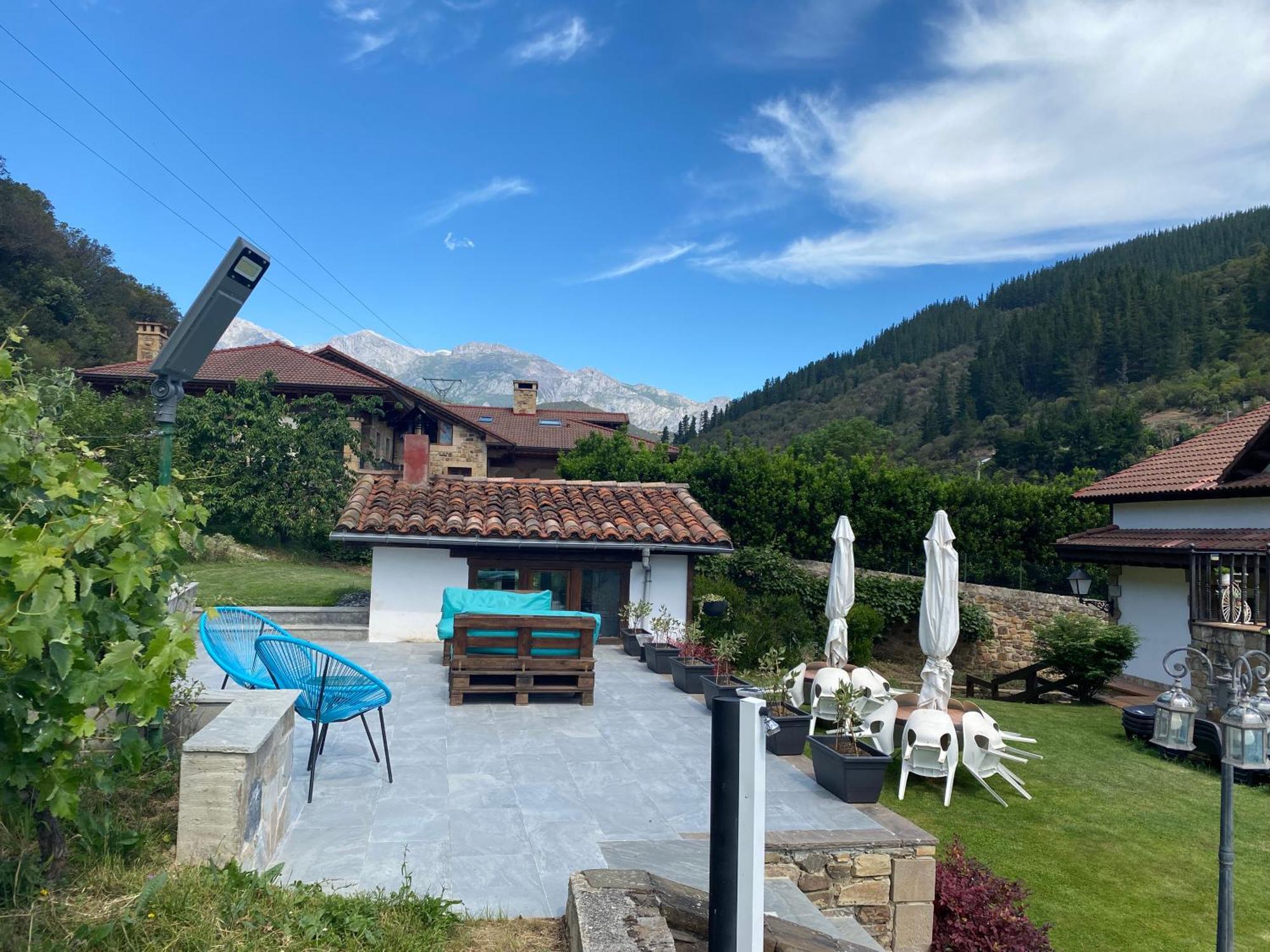 Apartamentos Rurales Valverde Potes Buitenkant foto