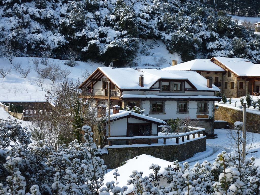 Apartamentos Rurales Valverde Potes Buitenkant foto