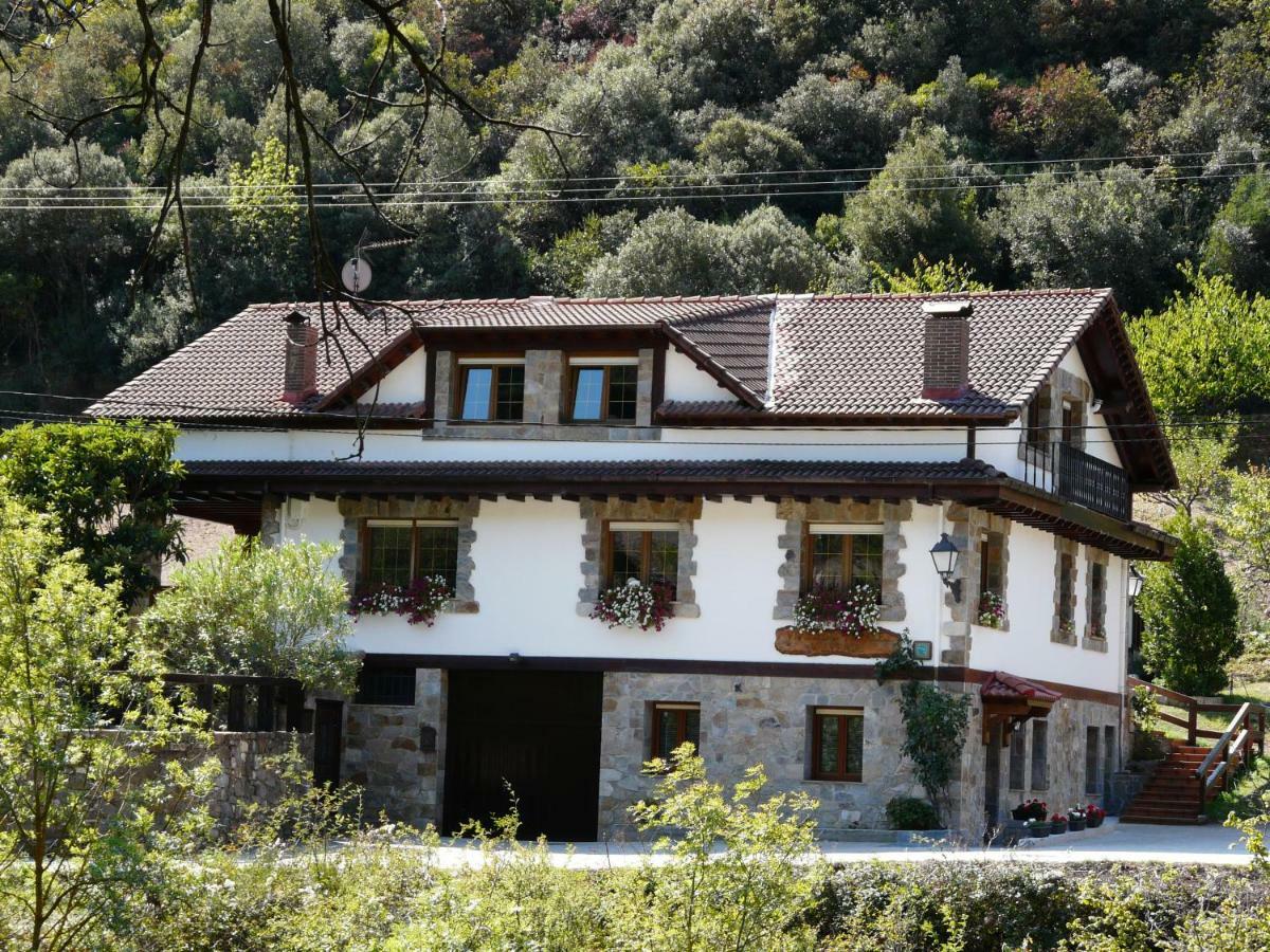 Apartamentos Rurales Valverde Potes Buitenkant foto